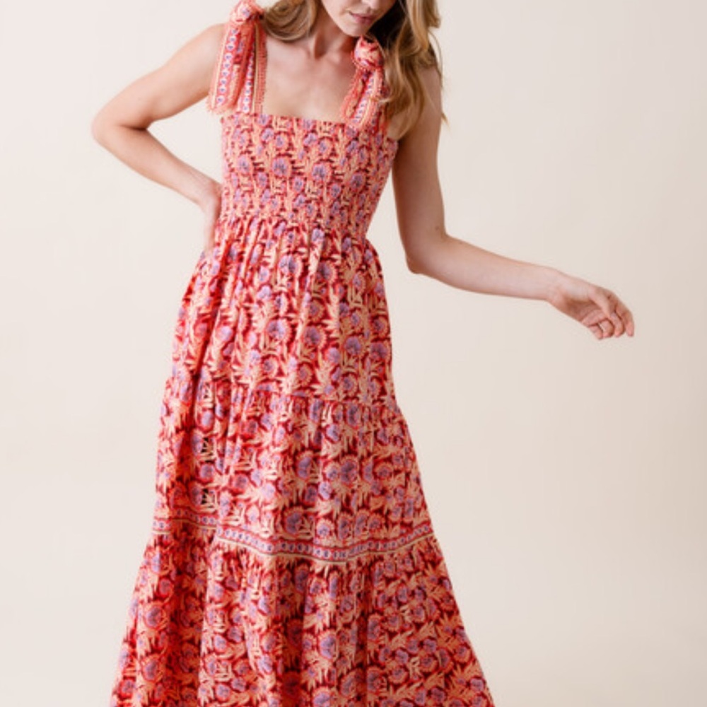 Chic Pink Patterned Maxi Dress